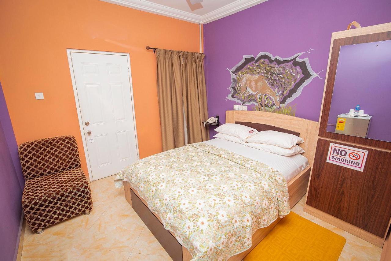 Hilton View Hotel Ogbodjo Exteriér fotografie