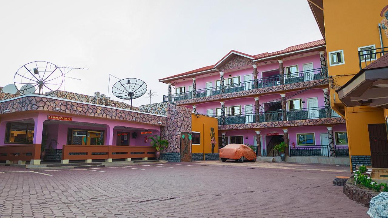 Hilton View Hotel Ogbodjo Exteriér fotografie
