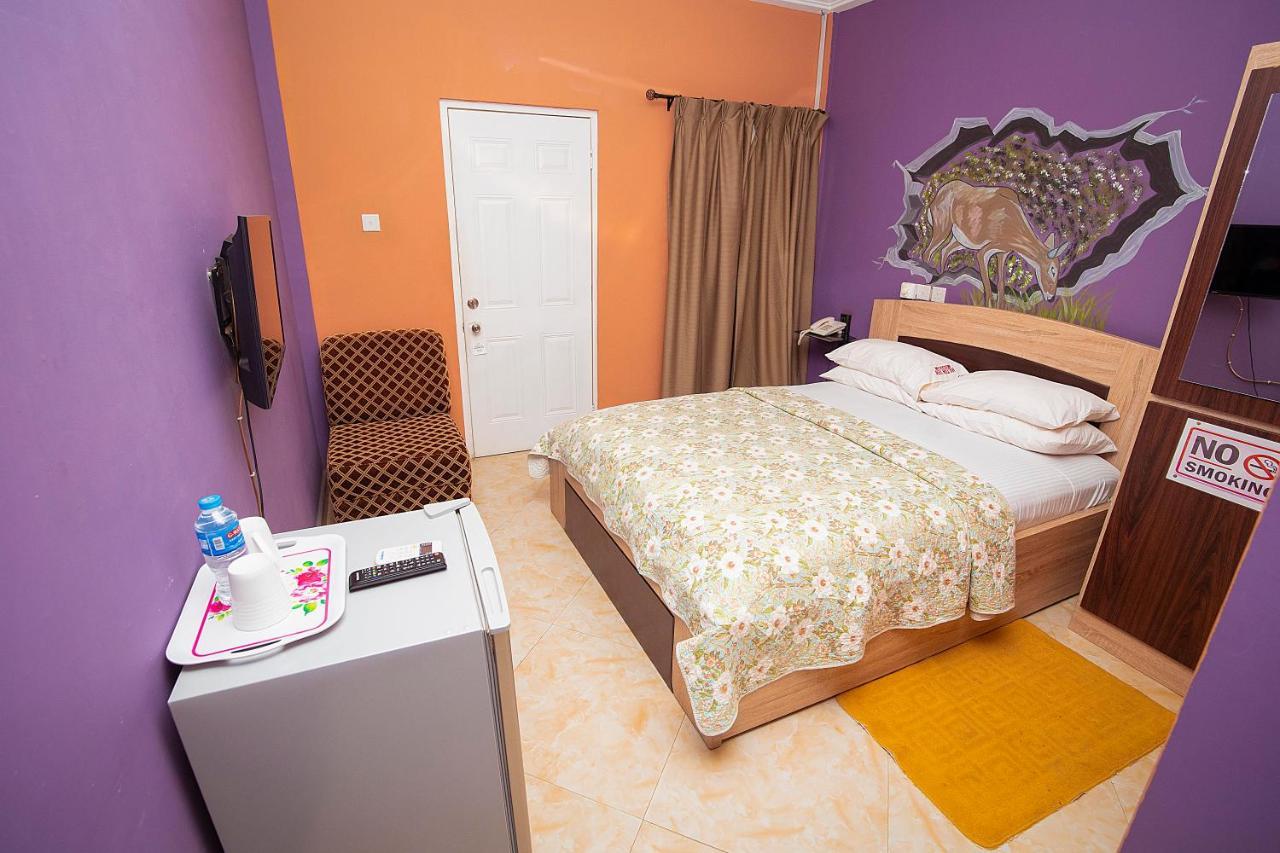 Hilton View Hotel Ogbodjo Exteriér fotografie